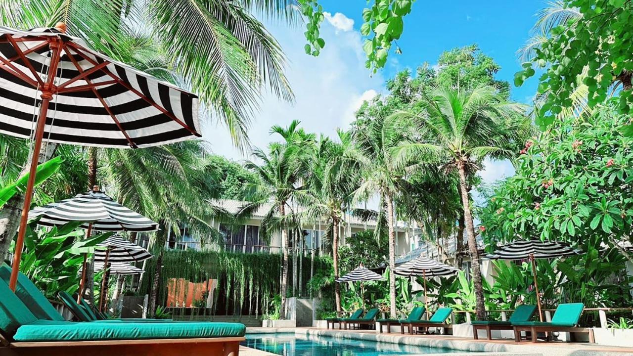 Signature Phuket Resort Чалонг Экстерьер фото